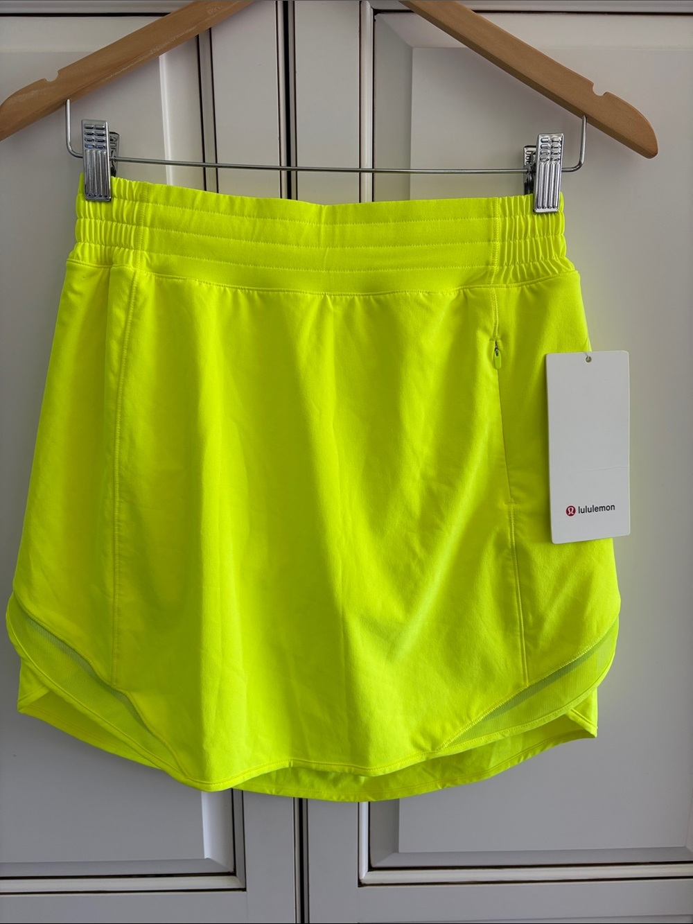 Lululemon Hotty Hot HR Skirt Tennis Pickleball Yellow Women’s Size 6 Long